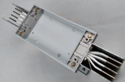 空氣型母線槽的結(jié)構(gòu)介紹，和澆注型母線槽有什么區(qū)別？